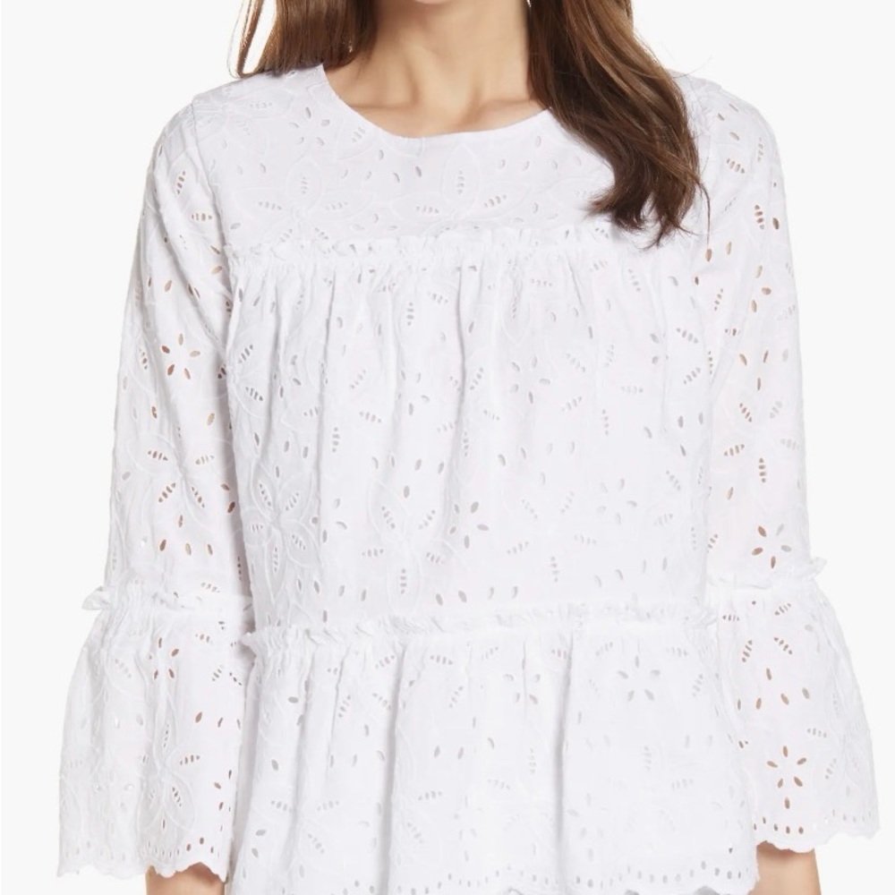 Vineyard vines brand new women’s eyelet top